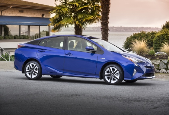 A double win for Toyota at AJAC's Green Car of the Year