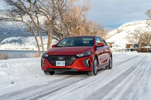 First-Drive-2017-Hyundai-Ioniq--the-power-of-three